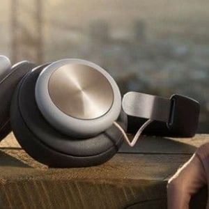 Ακουστικά με μικρόφωνο (Handsfree) στο smart-tech.gr