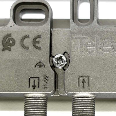 519506 splitter 6 ways F 5-2400 MHz DC pass | F ALL BAND DC στο smart-tech.gr